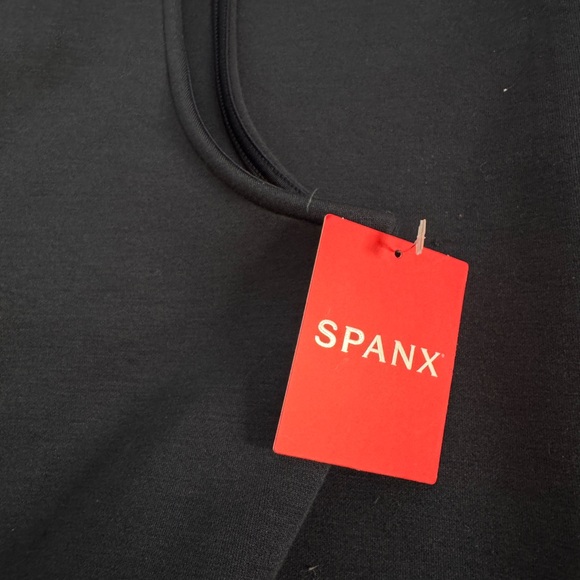 NWT SPANX Sleeveless Jumpsuit Medium - Picture 8 of 8